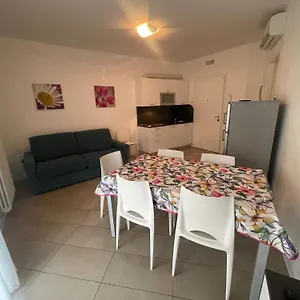 Marina - Agenzia Cocal Apartament